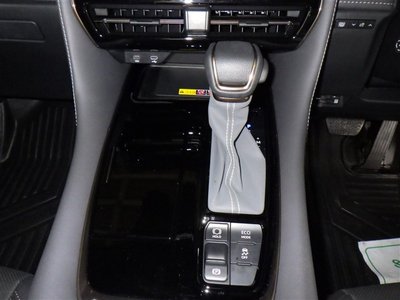 صورة 23 لـ 2024 Toyota ALPHARD