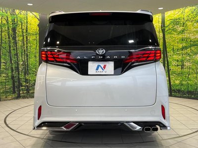 صورة 16 لـ 2025 Toyota ALPHARD