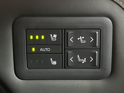 صورة 30 لـ 2025 Toyota ALPHARD