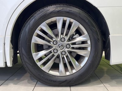 صورة 70 لـ 2025 Toyota ALPHARD