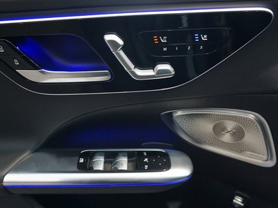 2024 Mercedes-BENZ C-CLASS AMG — миниатюра 30