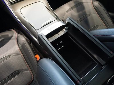 2024 Mercedes-BENZ C-CLASS AMG — миниатюра 28