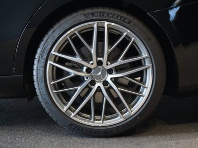 2024 Mercedes-BENZ C-CLASS AMG — фото 12