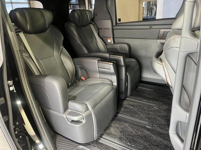 2023 Toyota VELLFIRE — фото 17