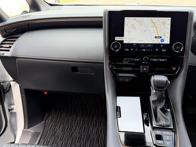 2026 Toyota ALPHARD — фото 28