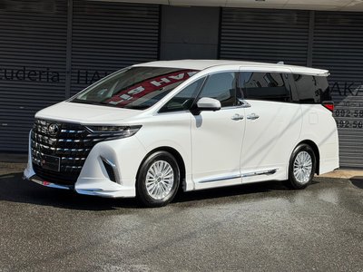 2026 Toyota ALPHARD — фото 4
