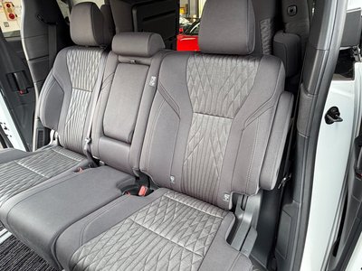 2026 Toyota ALPHARD — фото 34