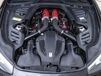 2017 Ferrari GTC4 LUSSO photo 26