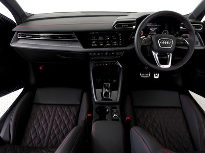 صورة 7 لـ 2025 AUDI S3 SPORTBACK