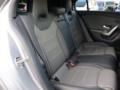 صورة 32 لـ 2019 Mercedes-BENZ A-CLASS AMG
