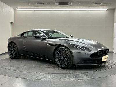 2019 Aston Martin DB11 — фото 9