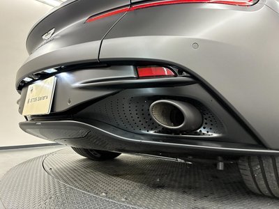 2019 Aston Martin DB11 — миниатюра 44
