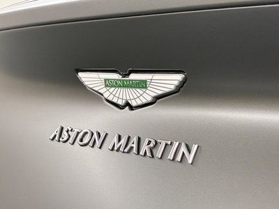 2019 Aston Martin DB11 — миниатюра 30