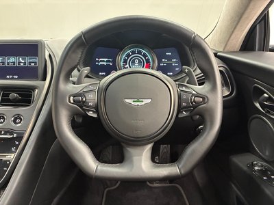 2019 Aston Martin DB11 — миниатюра 36