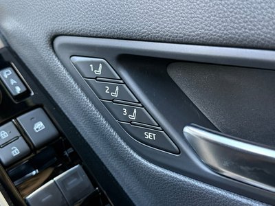 2024 Toyota LAND CRUISER 300 thumbnail 68