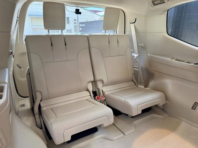 2024 Toyota LAND CRUISER 300 thumbnail 41