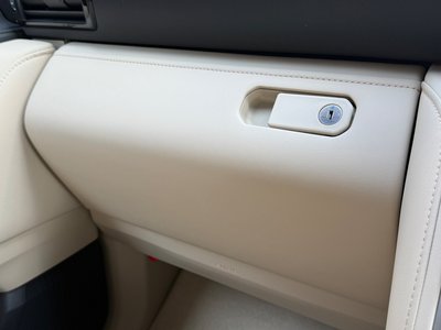 2024 Toyota LAND CRUISER 300 thumbnail 64