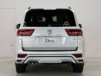 2024 Toyota LAND CRUISER 300 photo 15