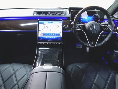 2025 Mercedes-BENZ S-CLASS MAYBACH photo 12