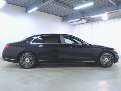 2025 Mercedes-BENZ S-CLASS MAYBACH photo 8