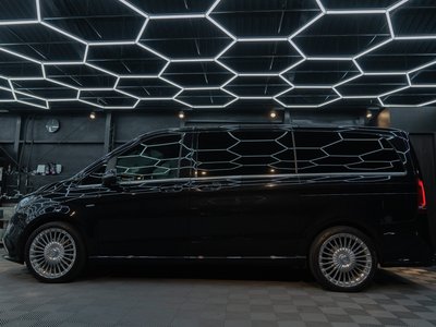2017 Mercedes-BENZ V-CLASS — фото 8