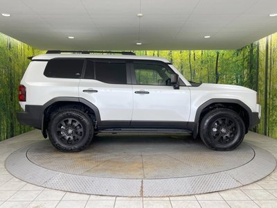 صورة 72 لـ 2024 Toyota LAND CRUISER 250