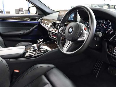 2020 BMW M5 缩略图 4