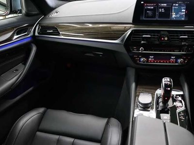2020 BMW M5 缩略图 23