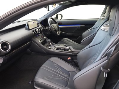 2023 Lexus RC F thumbnail 38