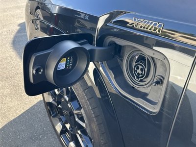 2024 BMW XM 缩略图 18