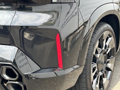 2024 BMW XM 缩略图 17