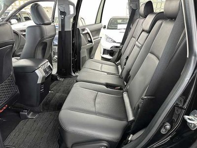 صورة 8 لـ 2022 Toyota LAND CRUISER PRADO