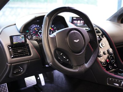 2016 Aston Martin DB9 缩略图 15