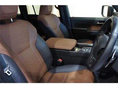 2025 Lexus GX photo 9