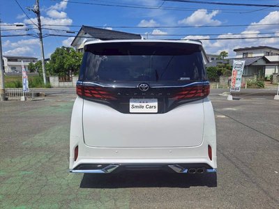 2025 Toyota ALPHARD — фото 7