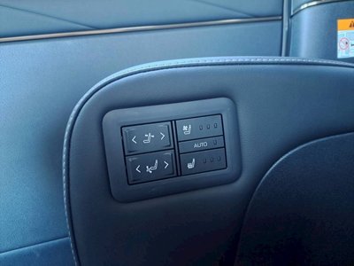 2025 Toyota ALPHARD — фото 44