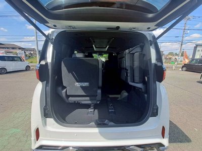 2025 Toyota ALPHARD — фото 58