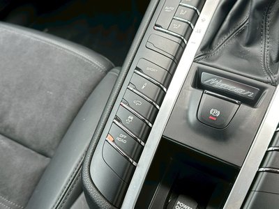 2021 Porsche MACAN 缩略图 52