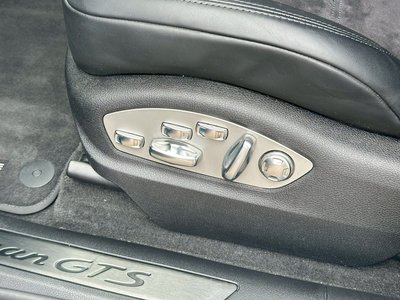 2021 Porsche MACAN 缩略图 37