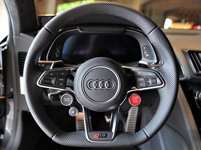2021 AUDI R8 photo 10