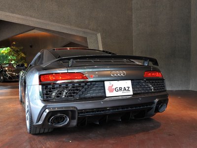 2021 AUDI R8 photo 7