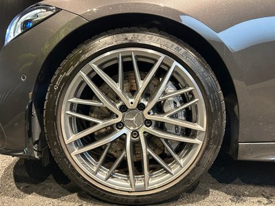 2026 Mercedes-BENZ C-CLASS AMG photo 9