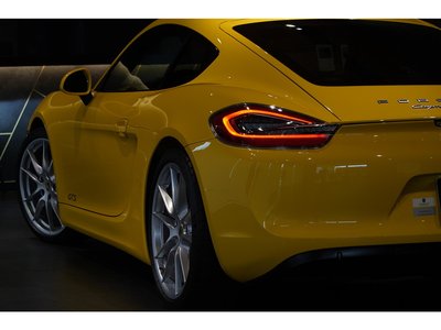 2016 Porsche CAYMAN thumbnail 28