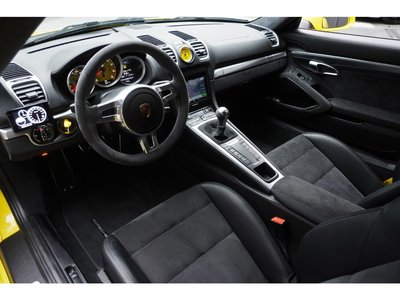 2016 Porsche CAYMAN photo 14