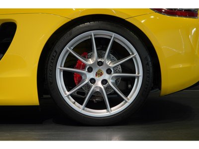 2016 Porsche CAYMAN photo 9