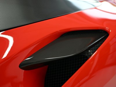 صورة 20 لـ 2021 Ferrari F8 SPIDER