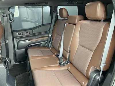 2025 Toyota LAND CRUISER 250 — фото 13