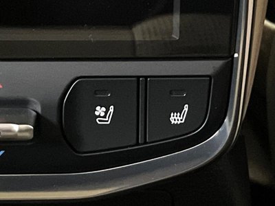 2025 Toyota LAND CRUISER 300 照片 7