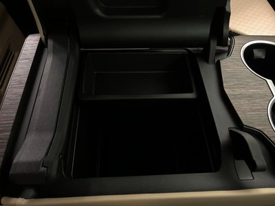 2025 Toyota LAND CRUISER 300 照片 55