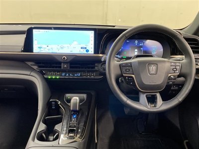 صورة 4 لـ 2025 Toyota CROWN ESTATE